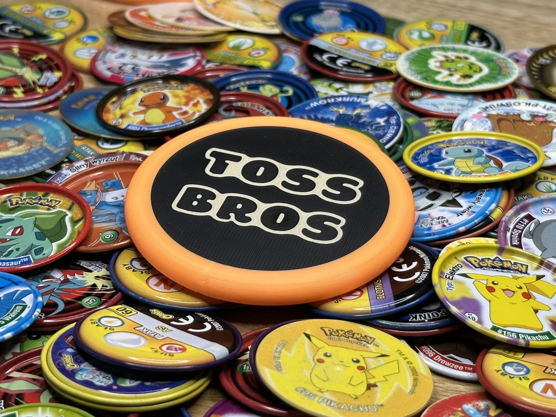 TossBros — retro nostalgia lat 90, inspiracja dla Filozofii '95